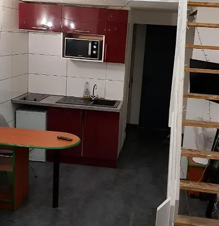 Apartman Man's
